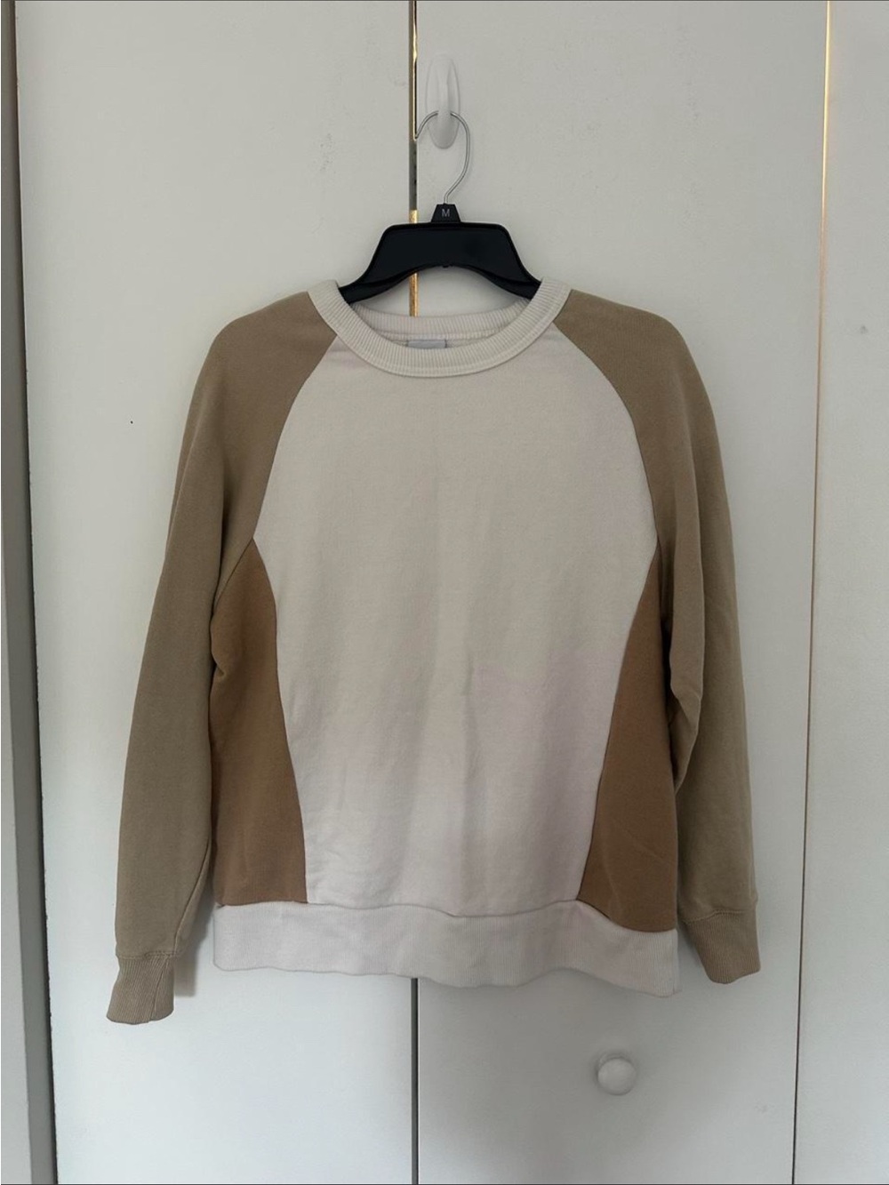 Zara Cream & Tan Colorblock Crewneck Sweater